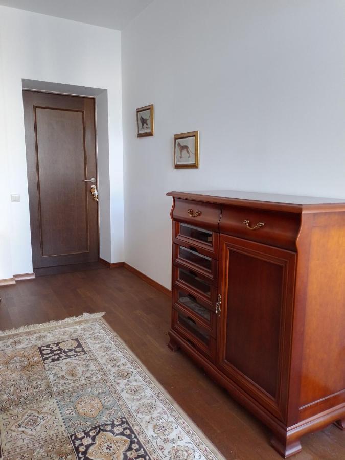 Premium Class Apartment, Free Parking, Maximum 5 Guests, 2 Bedrooms, 3 Beds リガ エクステリア 写真