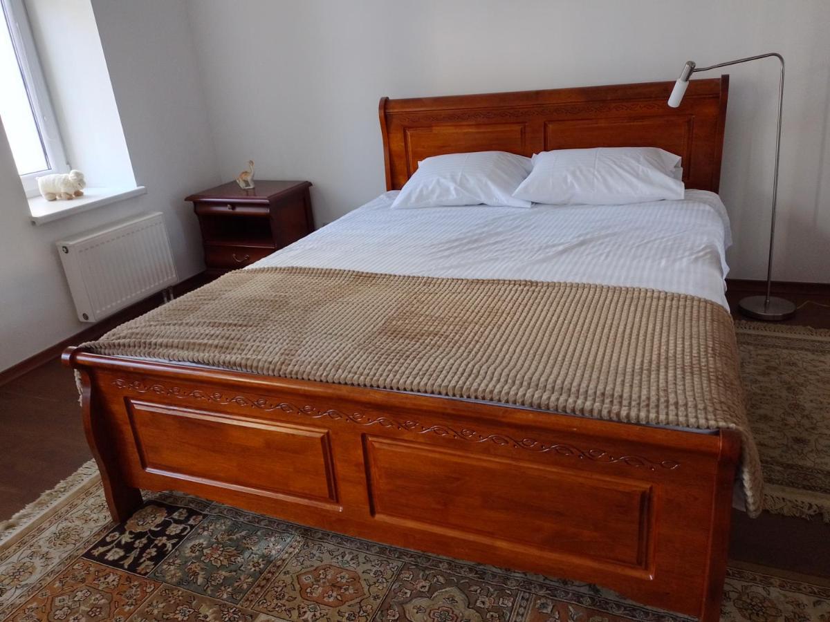 Premium Class Apartment, Free Parking, Maximum 5 Guests, 2 Bedrooms, 3 Beds リガ エクステリア 写真
